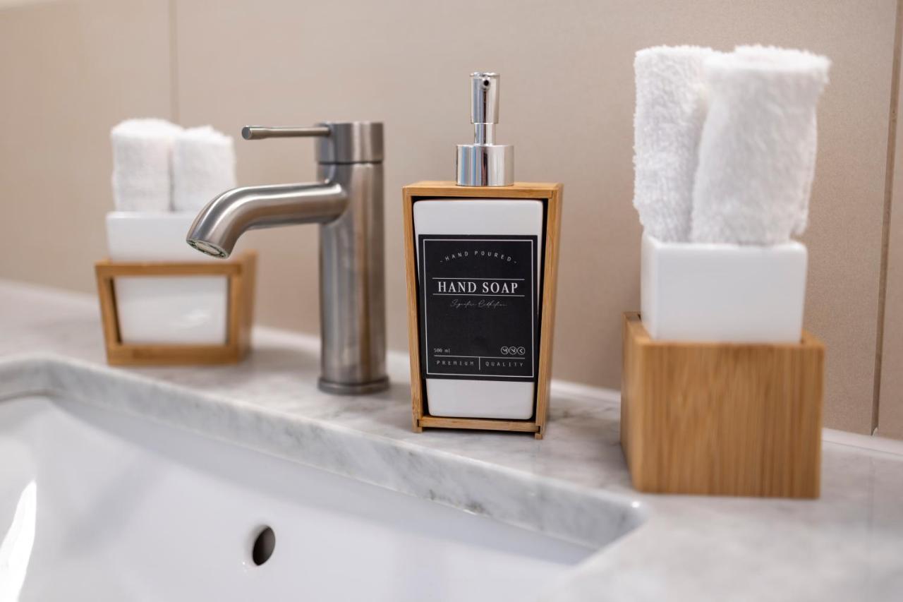 Pure - Luxury At Pure Living In Center Aparthotel *